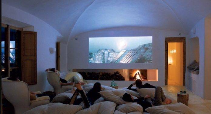 build a budget home cinema for under $200